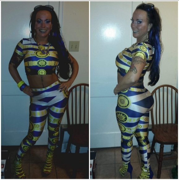 2 Piece Egytian Theme Outfit - Picture 3 of 3